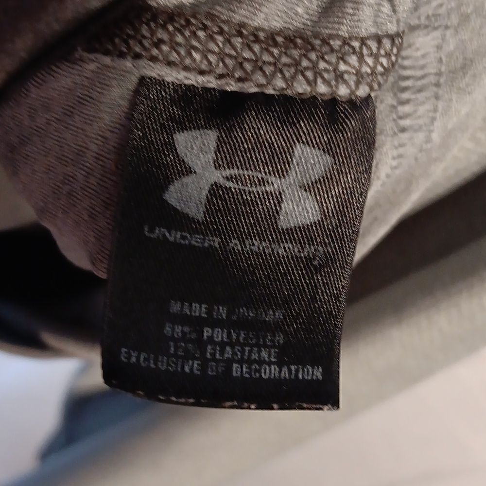 Under Armour Heat Gear Performance Top - Picture 5 of 6